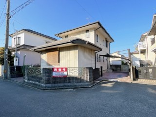 北久米町2499リフォーム前外観